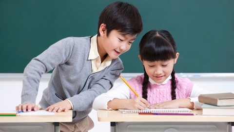 应该怎样选择一件适合自己孩子的幼儿园呢？