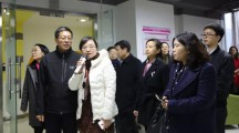 为推进家庭教育立法，全国人大代表莅临西安翼光教育调研考察